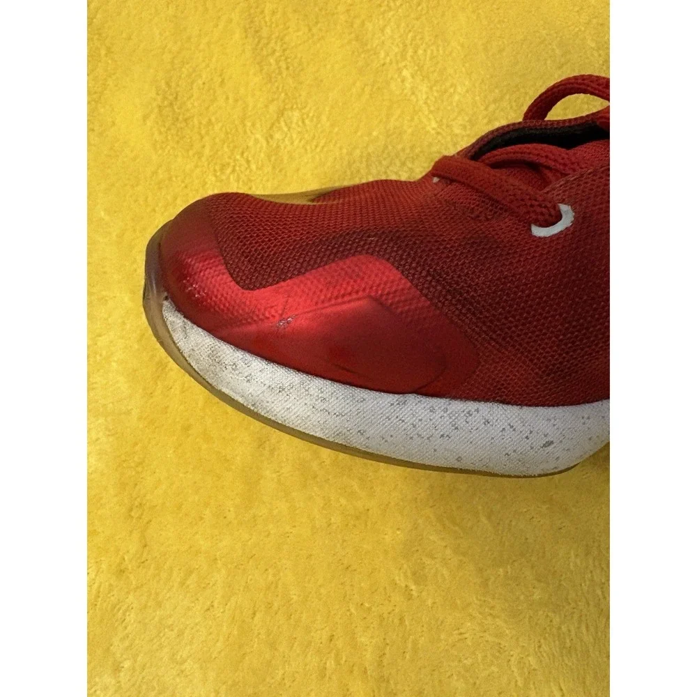 Nike LeBron Shoes Big Boys Red High Basketball Shoes On Court 808709-610 Size 5Y